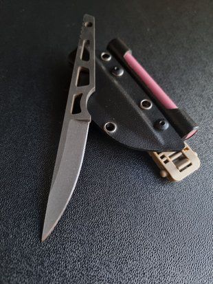 "Sikorsky" - skeleton knives for those who choose lightness, but operate with aviation-scale precision (etching, black scabbard)
