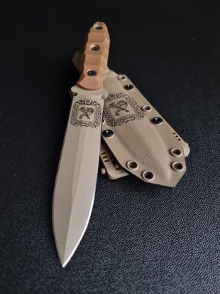 "Vakulich" - tourist knives for those who conquer peaks and discover new frontiers (polymer tan, cappuccino handle, tan sheath)