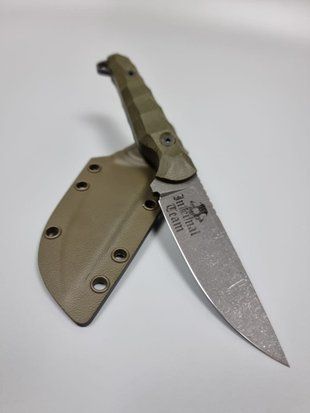 Stus handmade hunting knife with engraving - olive