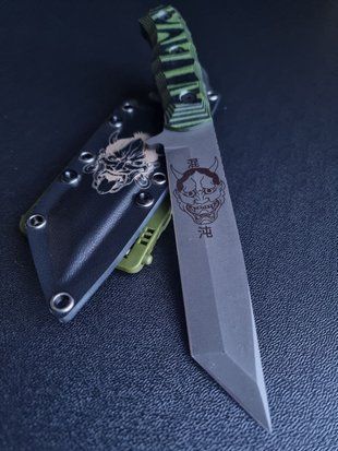"Tanto" - a tourist knife for true adventurers (etching, black-green handle, black scabbard)