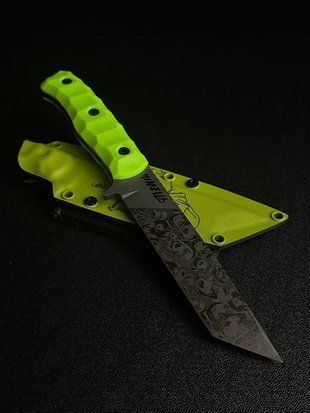 Tanto &ndash; a tourist knife for explorers of the unknown and conquerors of the elements (etching, neon handle, colored scabbard)