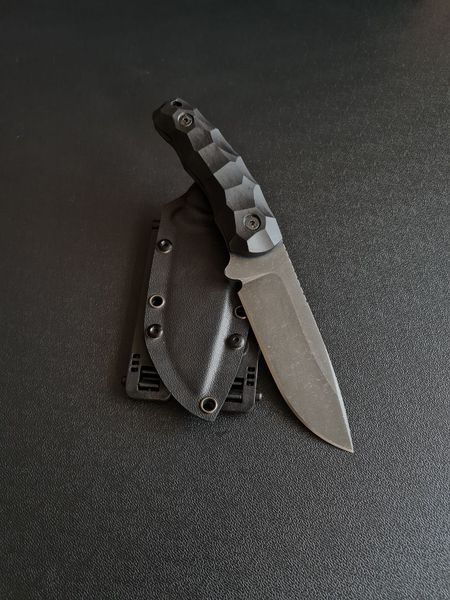 Yarchuk - multipurpose tactical knife (black handle)