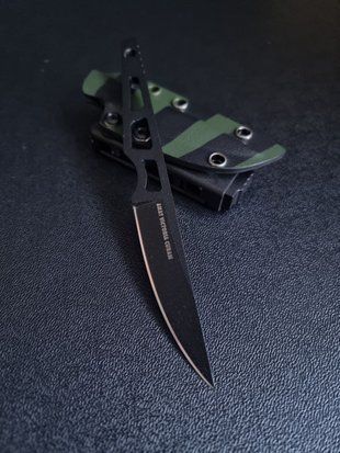 Sikorsky &ndash; a skeleton knife for engineering precision and endurance in extreme conditions (black polymer, colored sheath)