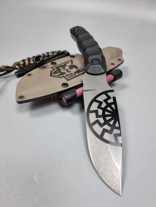 Tiger Hunter - Micarta hunting knife - black handle