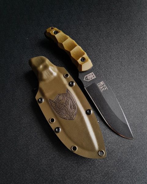 Tiger Trapper polymer black - multipurpose, compact knife (Olive handle, colored scabbard)