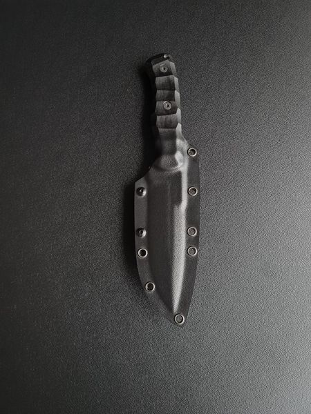 «Schedryk» - a widely versatile knife with an double-edged blade, black handle, black scabbard