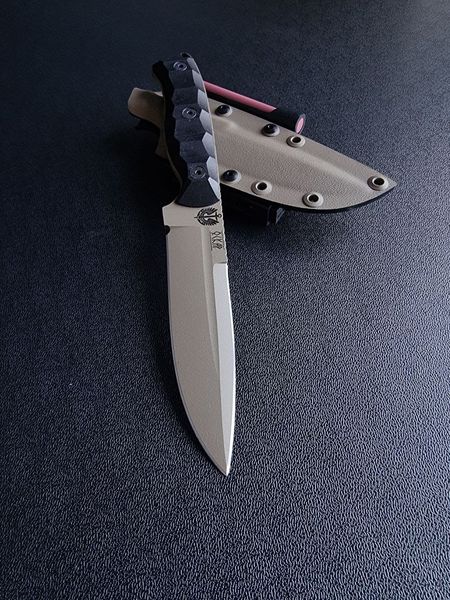 Shchedrik polymer tan - a widely versatile knife with a double-edged blade (Black handle, black scabbard)