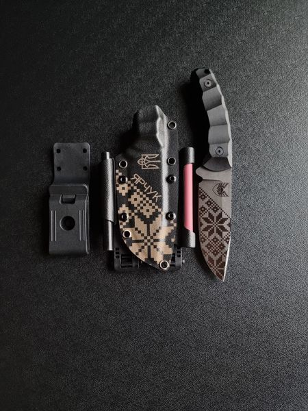 "Yarchuk" — manual tactical knives with reliability in every blade (etching, black handle, black scabbard)