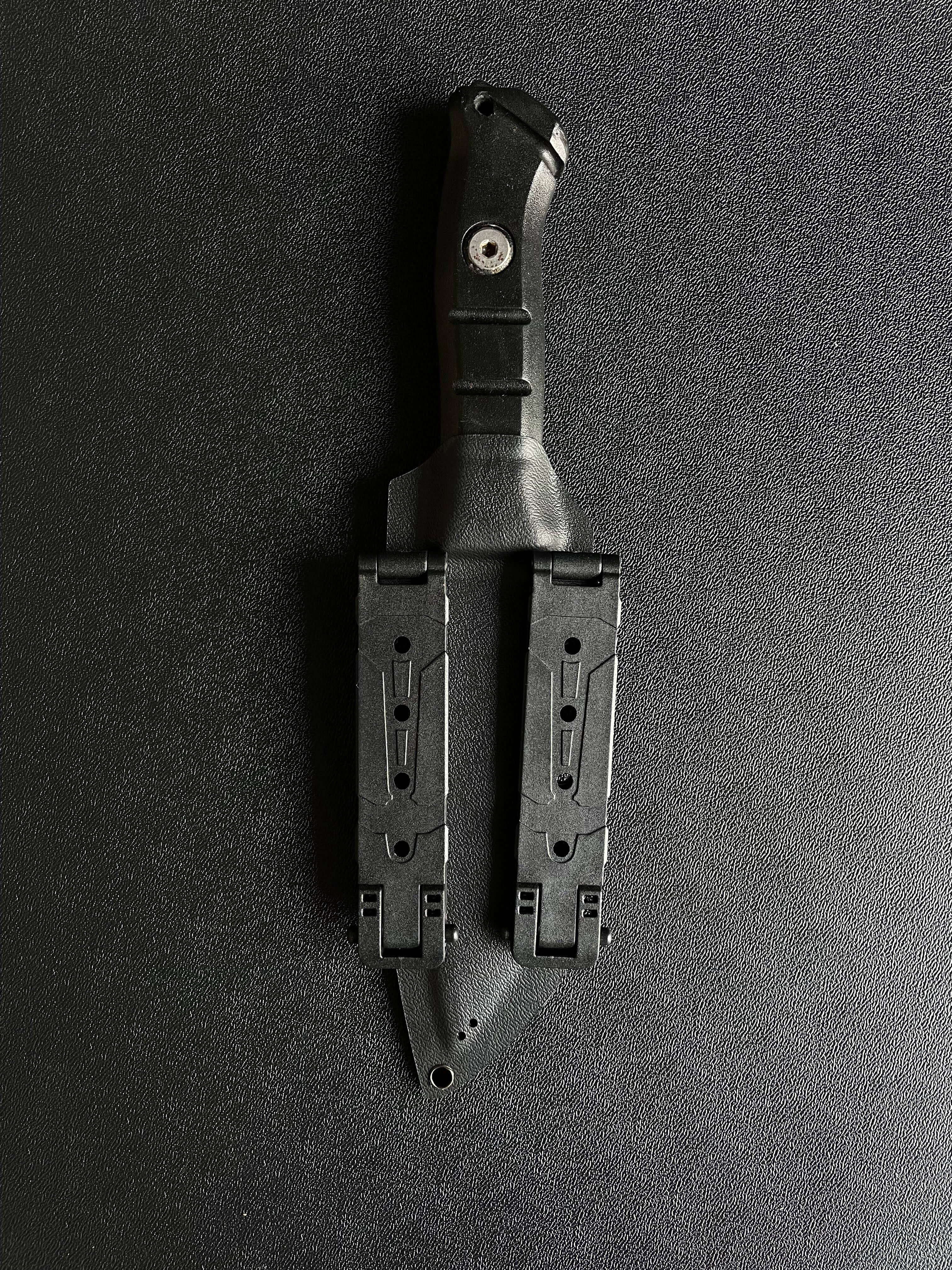 Cover with a Molly system for a knife from Ukraine