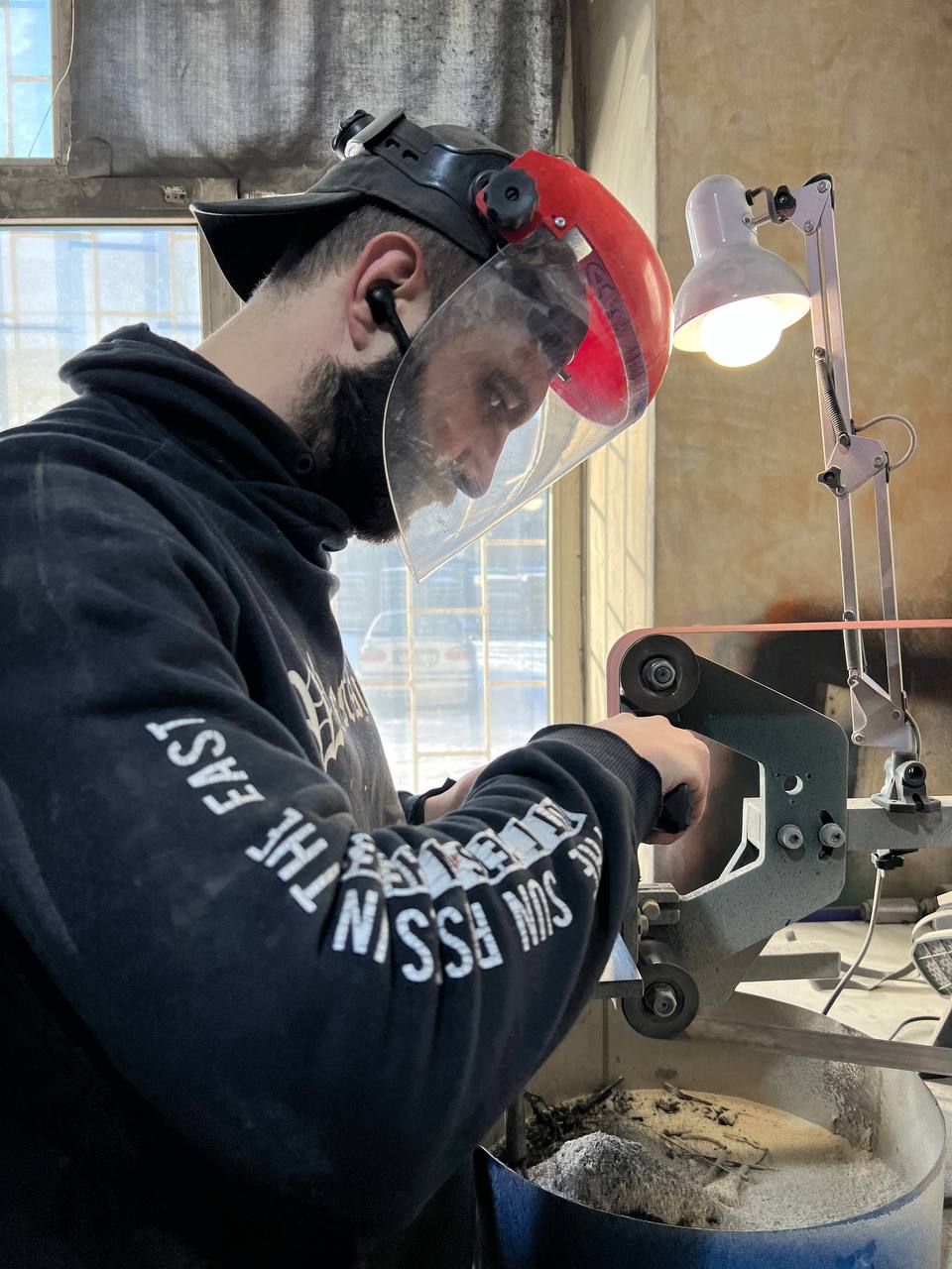 Making of the Tygrolov knife in the Prosta Stal workshop